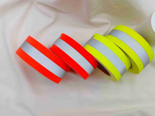 ผ้าฝ้าย 100% สีเหลือง / สีส้มสีเงินเทปสะท้อนแสงสารหน่วงไฟ 5 * 2 CC สำหรับเย็บบนเสื้อผ้า