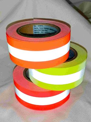 เทปสะท้อนแสง Scotchlite วัสดุสะท้อนแสง 3 ม. สีเงิน สำหรับชุดทำงาน 2 นิ้ว