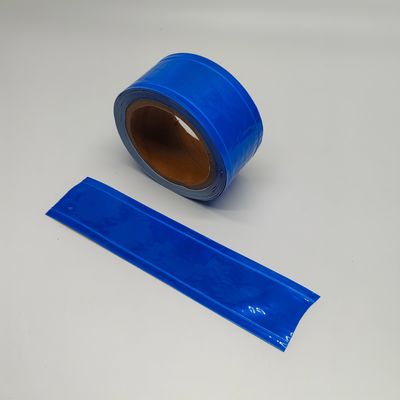 การมองเห็นสูงที่กำหนดเองเย็บบนเทปสะท้อนแสง PVC สีน้ำเงินสำหรับป้ายจราจรเทปความปลอดภัยเสื้อผ้า