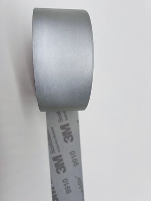 EN20471 OEKO-TEX รับรอง 9910 9920 เนื้อผ้าสะท้อนเงินสําหรับเครื่องแต่งกาย